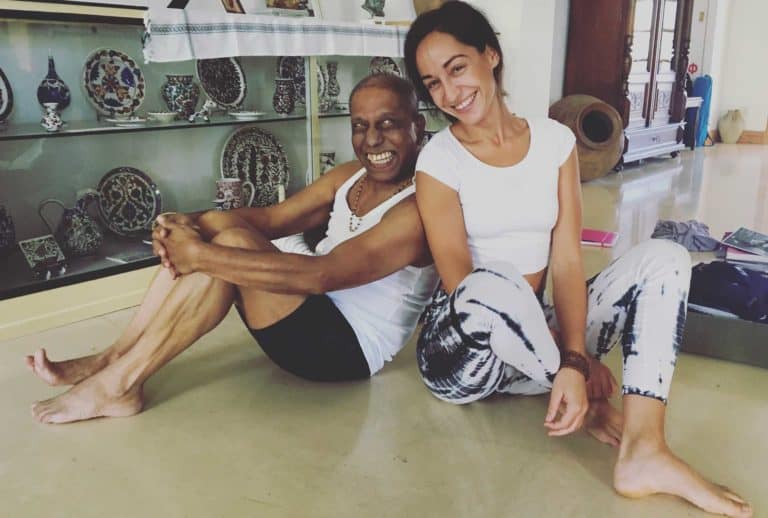 Read more about the article The importance of having a Yoga Teacher, Community Support and a little Drishti